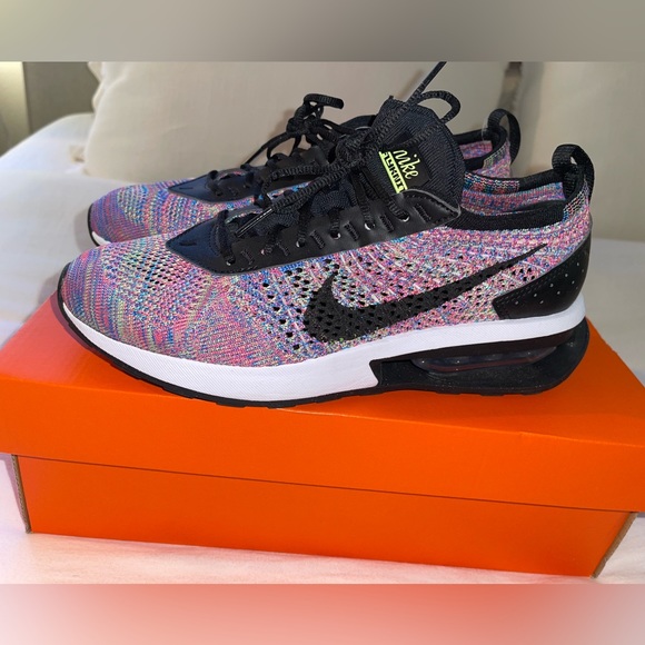 Nike air max flyknit racer - Picture 2 of 4